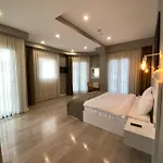 Li Pera