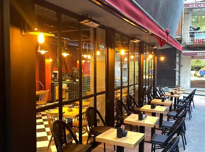 Li Pera * Istanbulská provincie